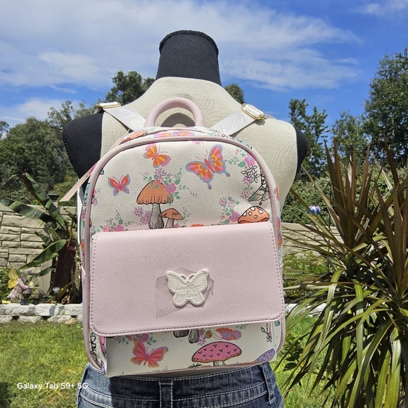 BETSEY JOHNSON LUV BETSEY BLUSH MUSHROOM/BUTTERFLY BACKPACK - Picture 6 of 6